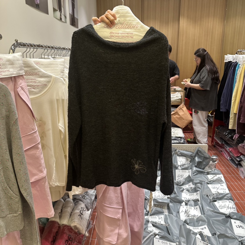 EEE韓國直郵女士新品真品人氣推薦時尚熱賣休閑針織衫不對稱EEE針織衫圖色2