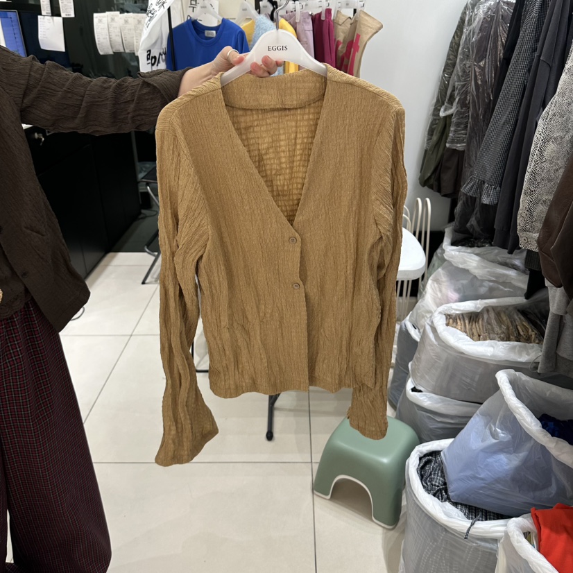EGG IS東大門實拍女士新品真品熱賣人氣襯衫蕾絲衫不含內搭EGG IS襯衫/蕾絲衫圖色1
