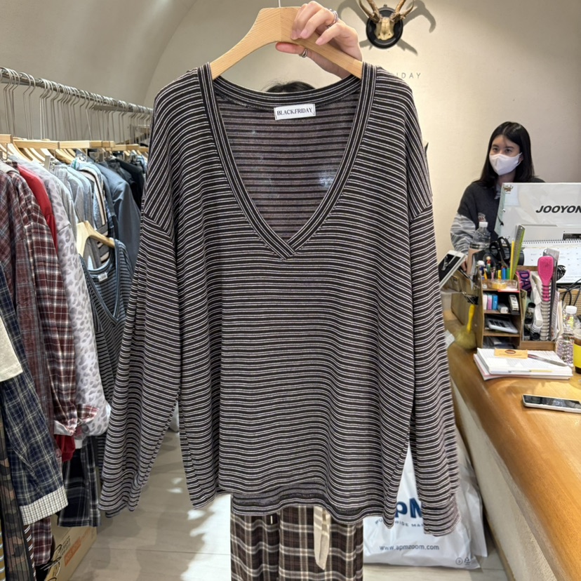 BLACKFRIDAY韓國直郵女士新款真品時尚人氣熱賣推薦長袖T恤BLACK FRIDAY長袖T恤圖色2棕色