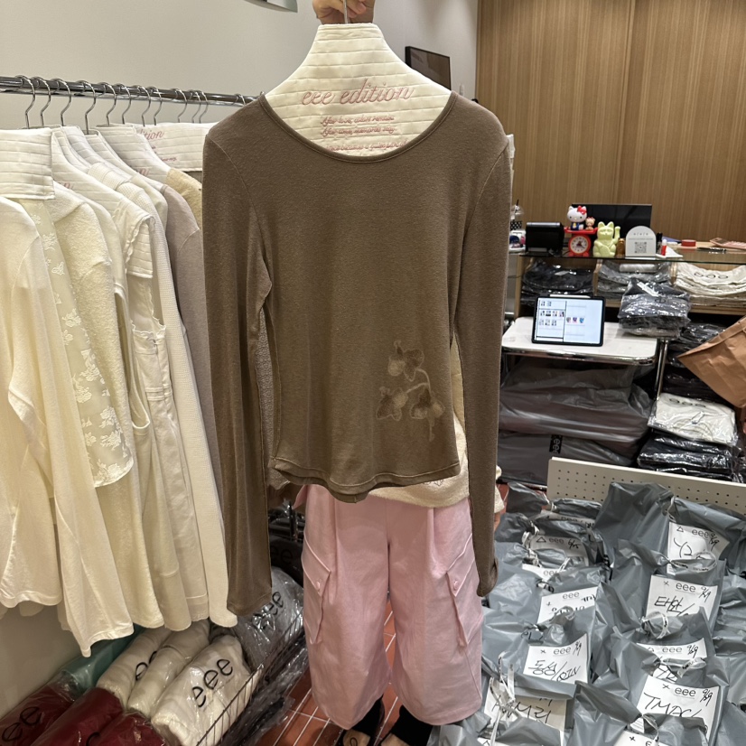 EEE韓國直郵女裝新款熱賣時尚人氣真品休閑推薦長袖T恤EEE長袖T恤圖色3