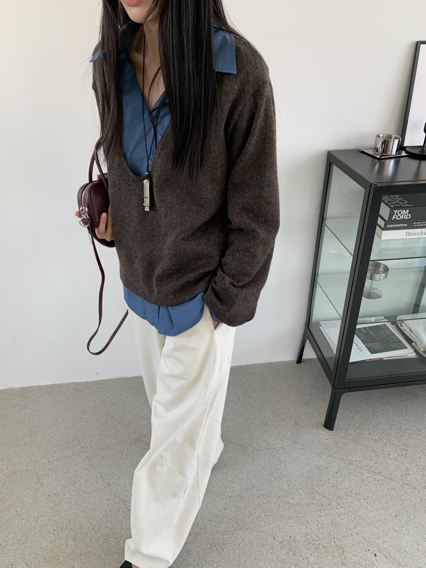TRUE韓國直郵女裝新品休閑熱賣推薦時尚真品人氣針織衫深VTRUE針織衫