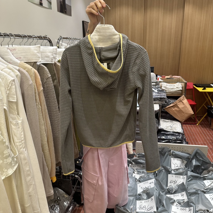 EEE韓國代購女裝新品休閑人氣時尚推薦熱賣衛衣連帽衫抓絨EEE衛衣