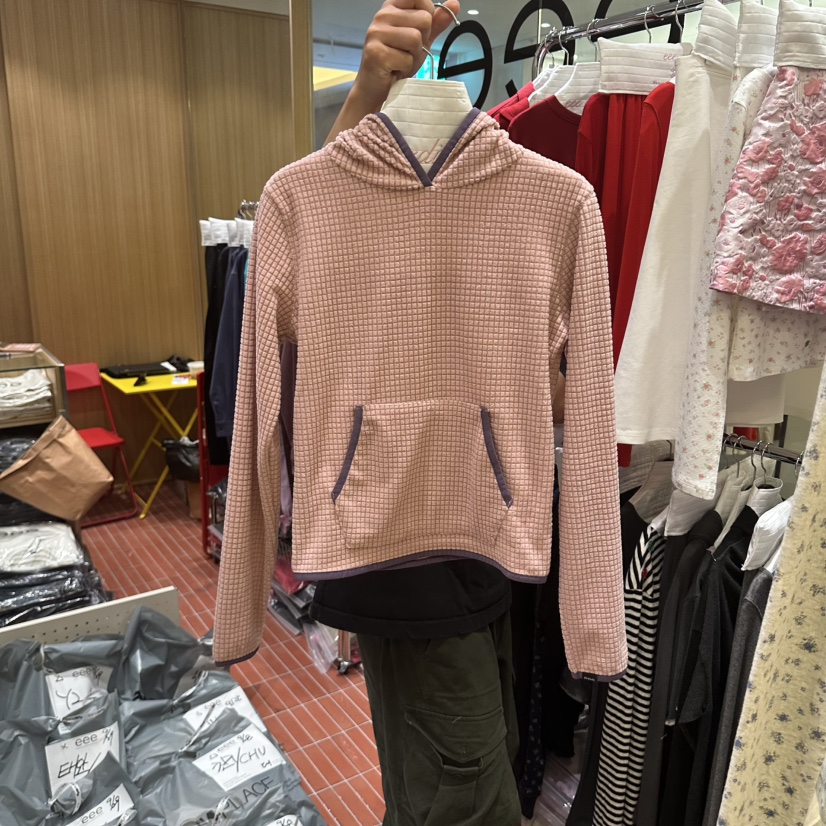 EEE韓國代購女裝新品休閑人氣時尚推薦熱賣衛衣連帽衫抓絨EEE衛衣圖色1