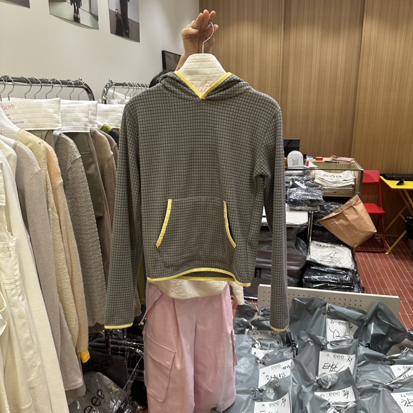 EEE韓國代購女裝新品休閑人氣時尚推薦熱賣衛衣連帽衫抓絨EEE衛衣圖色4