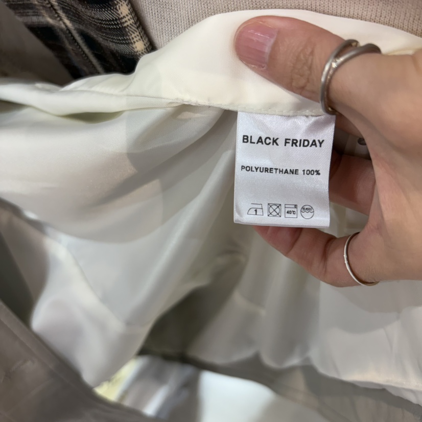 BLACKFRIDAY東大門直郵女士新款推薦時尚人氣休閑熱賣皮衣BLACK FRIDAY皮衣
