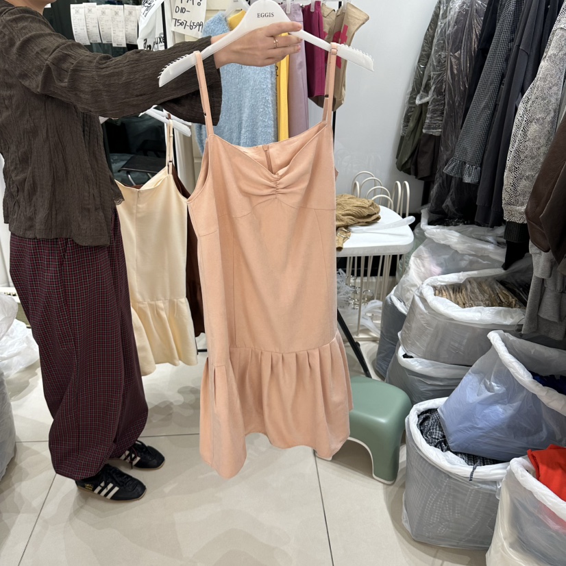 EGG IS東大門直郵女士新品熱賣人氣推薦時尚真品連衣裙OPSEGG IS連衣裙圖色1