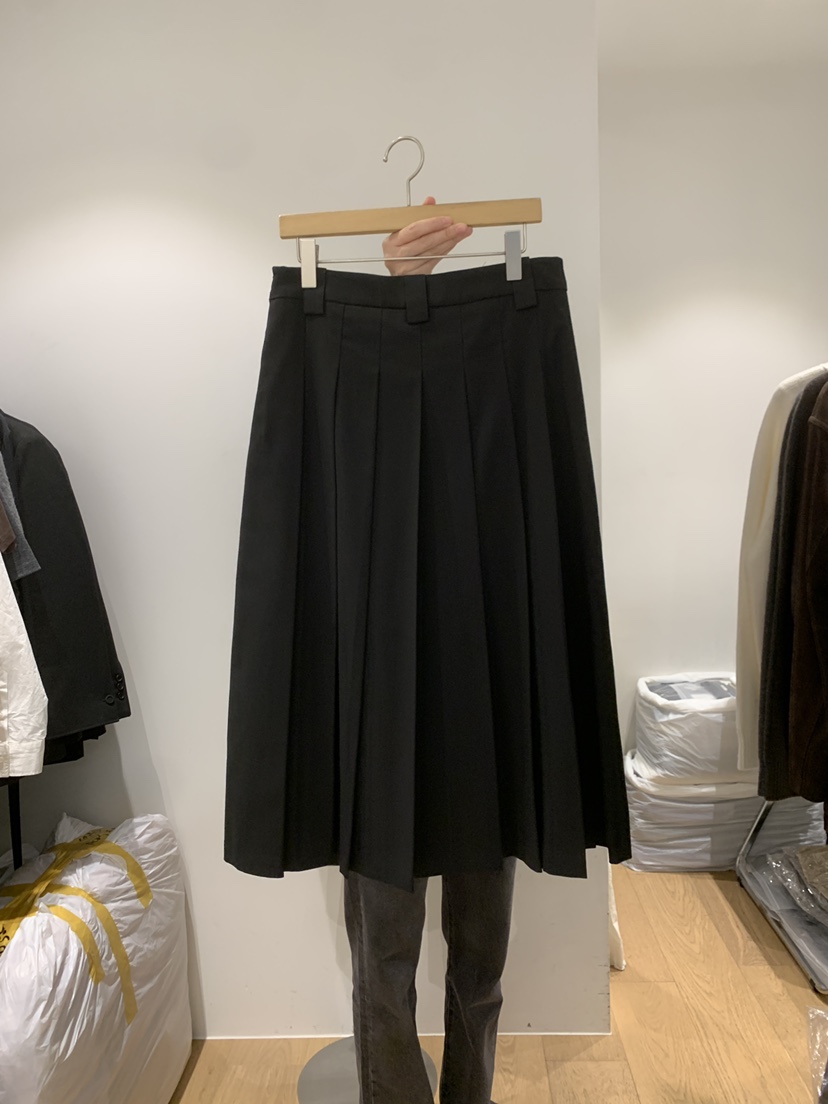 OUR-A/NOVAE韓國代購女裝新品真品人氣推薦熱賣長裙褶裥OUR/NOVAE長裙圖色2黑