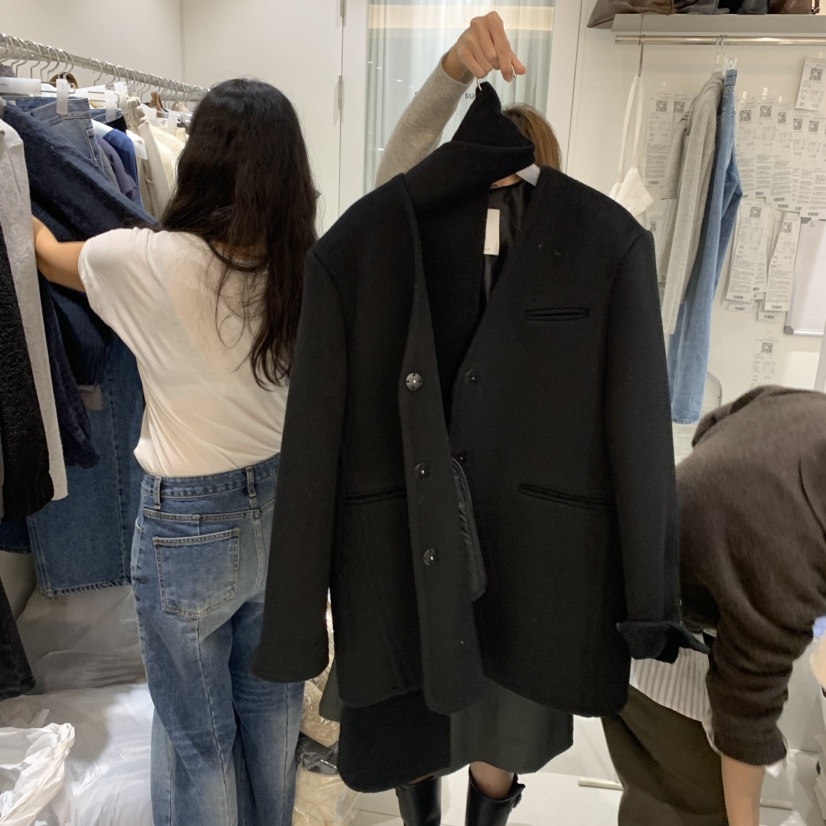 MONDAY TO SUNDAY東大門直郵女裝新款時尚短款大衣含圍巾MONDAY TO SUNDAY短款大衣圖色2