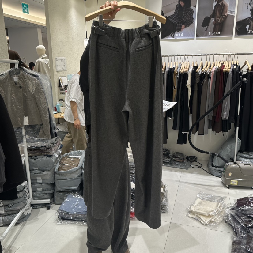 BLUEI-D/N SHARP東大門實拍女裝新款推薦人氣時尚休閑褲Blue i-d/N SHARP休閑褲