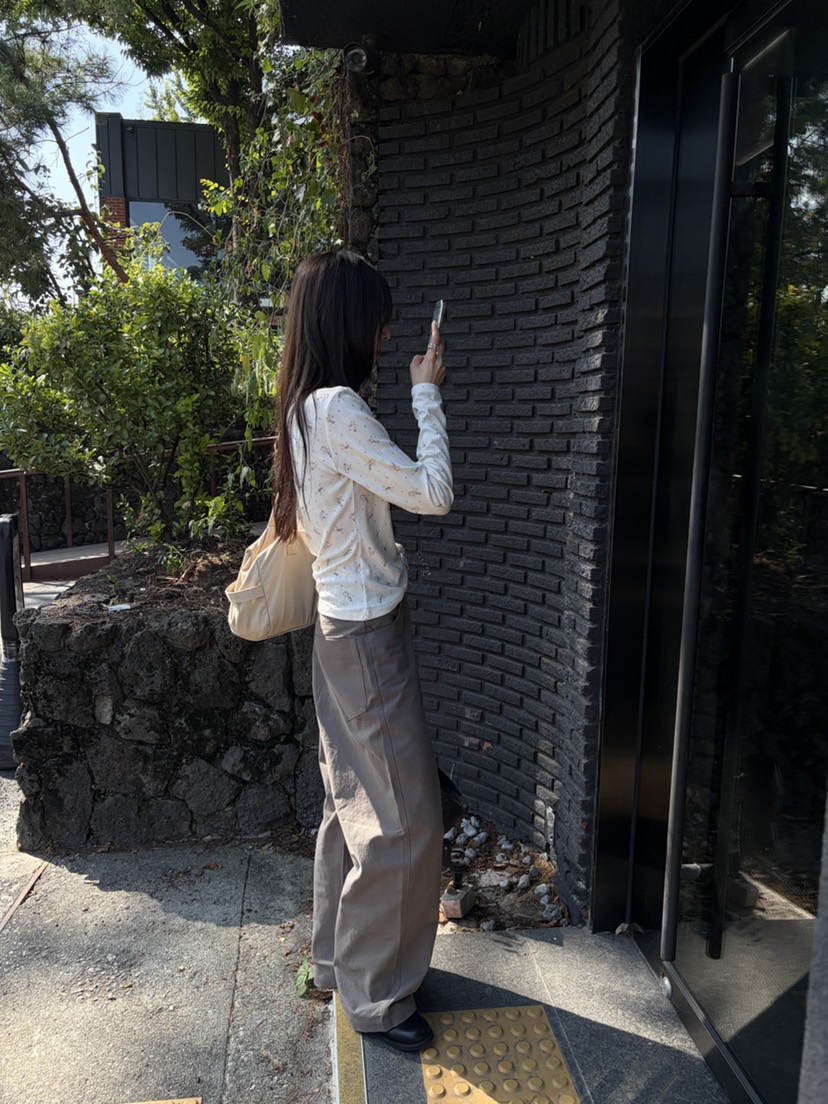 TIMING東大門實拍女裝新品熱賣真品休閑人氣推薦時尚長袖T恤TIMING長袖T恤