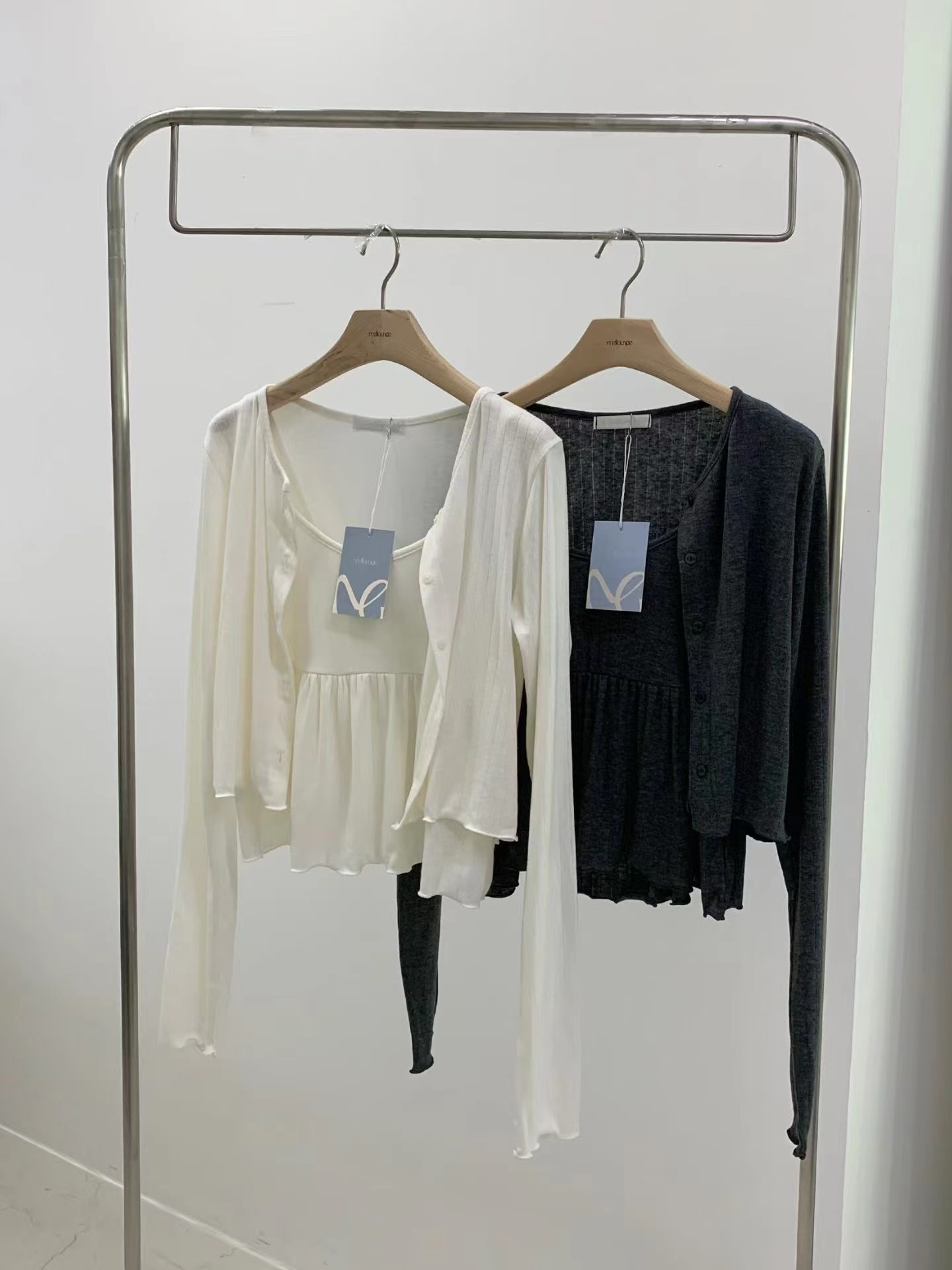 MELLOUNGE-멜라운지-T韓國代購女士新款熱賣真品套裝開衫MELLOUNGE-2件起套裝