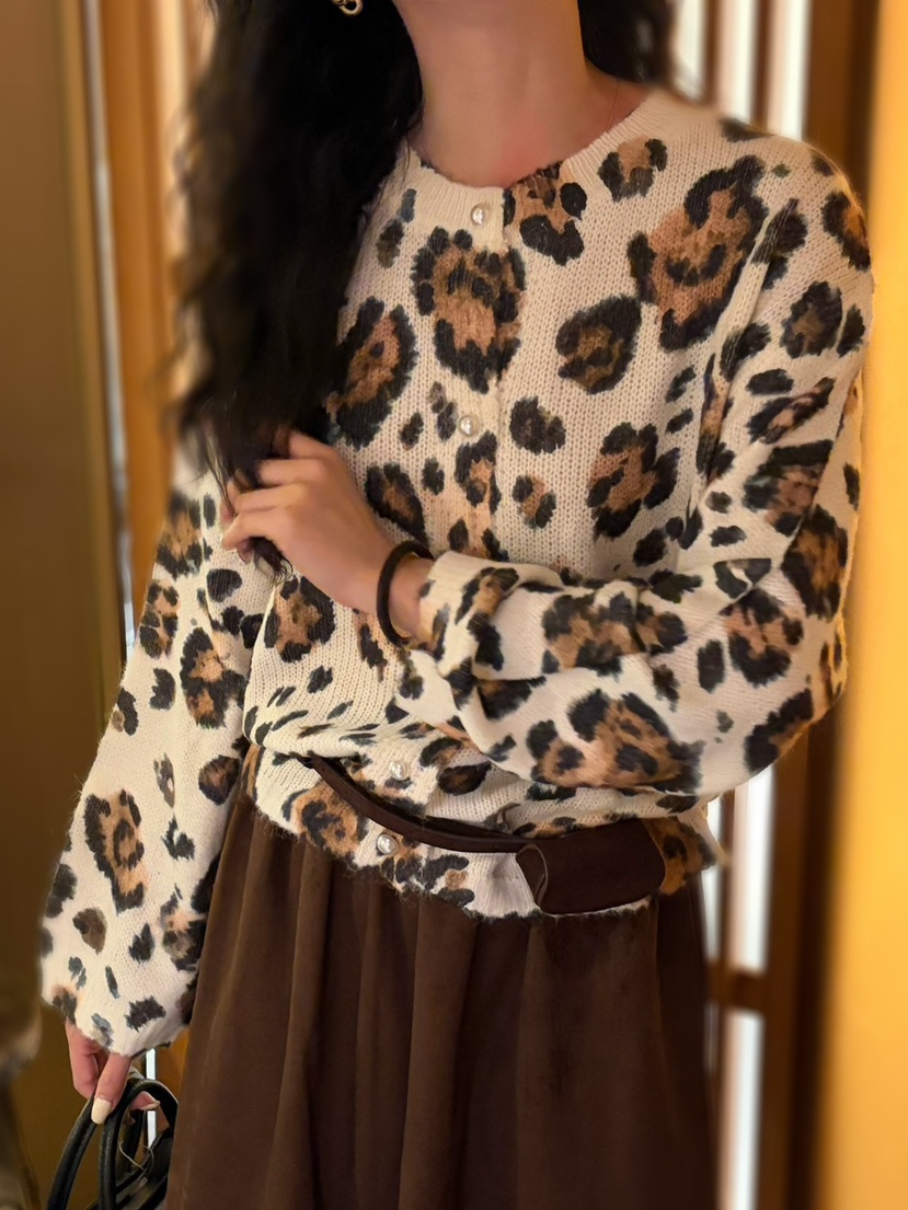 OLA東大門實拍女裝新款人氣真品推薦熱賣時尚休閑開衫豹紋mellor/OLA開衫
