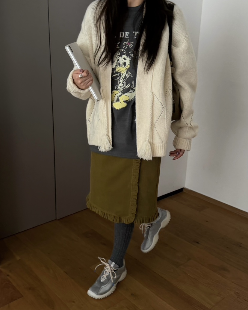 PEBBLE東大門直郵女裝新款人氣推薦休閑熱賣時尚真品T恤PEBBLET恤