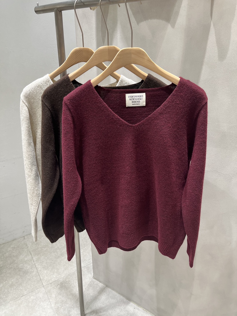 EVERCOMMERCE METICULOUSLY DESIGNED韓國直郵女裝新款時尚針織衫EVERCOMMERCE METICULOUSLY DESIGNED針織衫