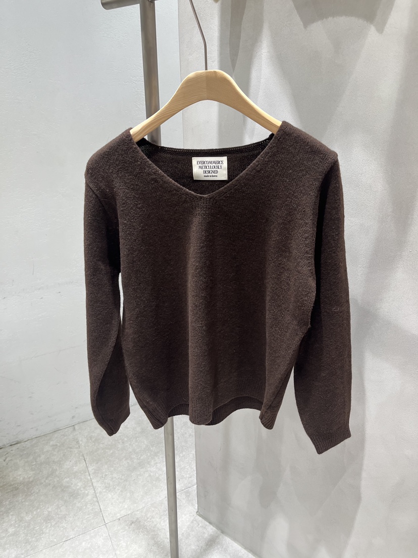 EVERCOMMERCE METICULOUSLY DESIGNED韓國直郵女裝新款時尚針織衫EVERCOMMERCE METICULOUSLY DESIGNED針織衫圖色2