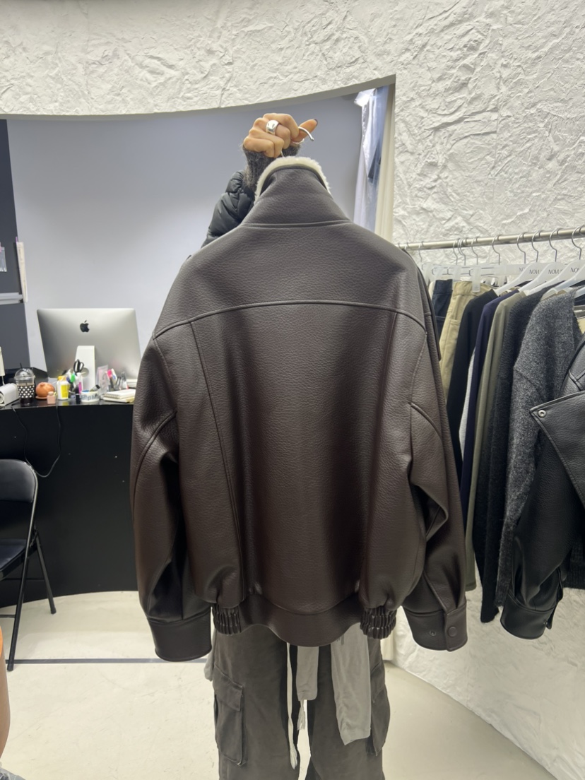 NOVUS東大門實拍女裝新品人氣休閑時尚皮衣毛領可拆可拆卸NOVUS皮衣