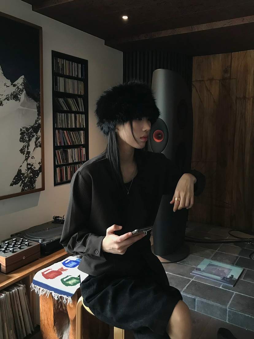 ESCHER韓國代購女士新品推薦時尚休閑熱賣真品襯衫蕾絲衫ESCHER襯衫/蕾絲衫