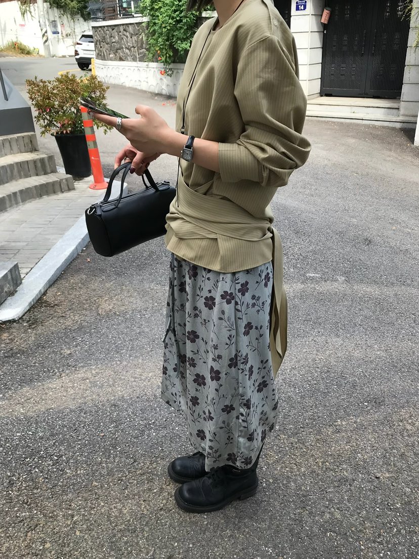 ESCHER韓國代購女士新品推薦時尚休閑熱賣真品襯衫蕾絲衫ESCHER襯衫/蕾絲衫