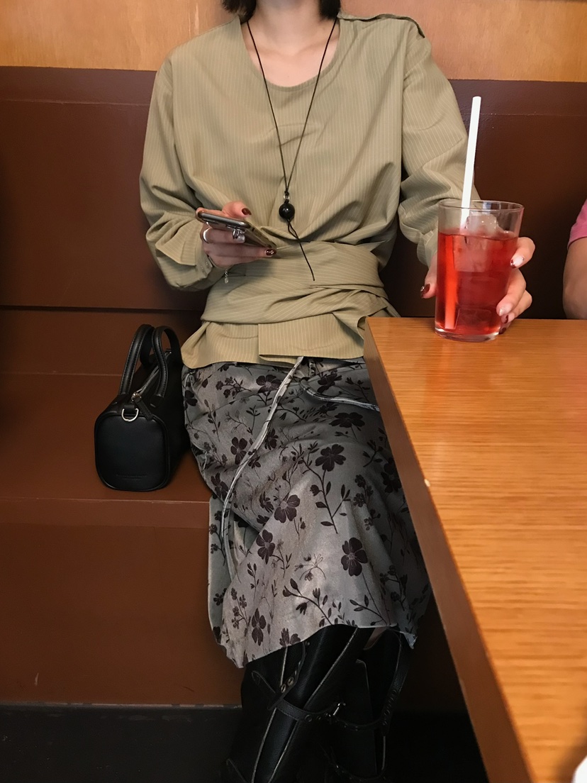 ESCHER韓國代購女士新品推薦時尚休閑熱賣真品襯衫蕾絲衫ESCHER襯衫/蕾絲衫