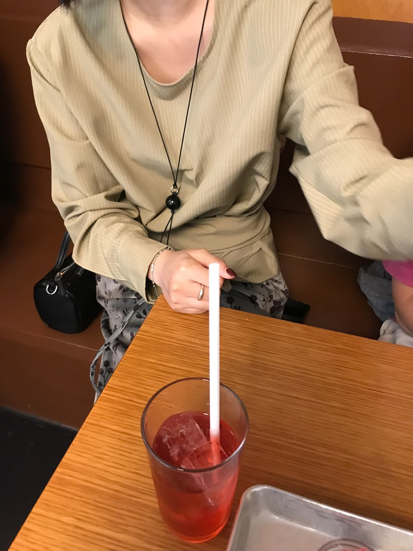 ESCHER韓國代購女士新品推薦時尚休閑熱賣真品襯衫蕾絲衫ESCHER襯衫/蕾絲衫