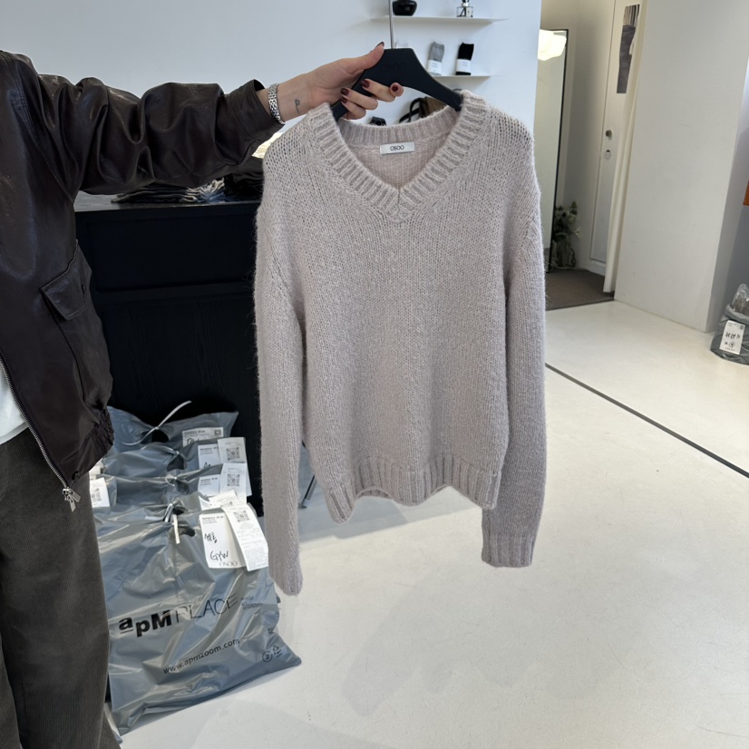 OSOO東大門實拍女裝新品時尚人氣真品熱賣休閑毛衣馬海毛V領OSOO毛衣圖色2米色