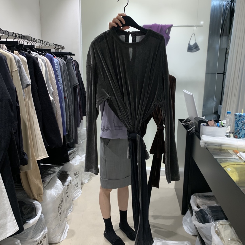 BROT東大門代購女士新品真品人氣推薦時尚休閑長袖T恤含圍巾BROT長袖T恤圖色4墨