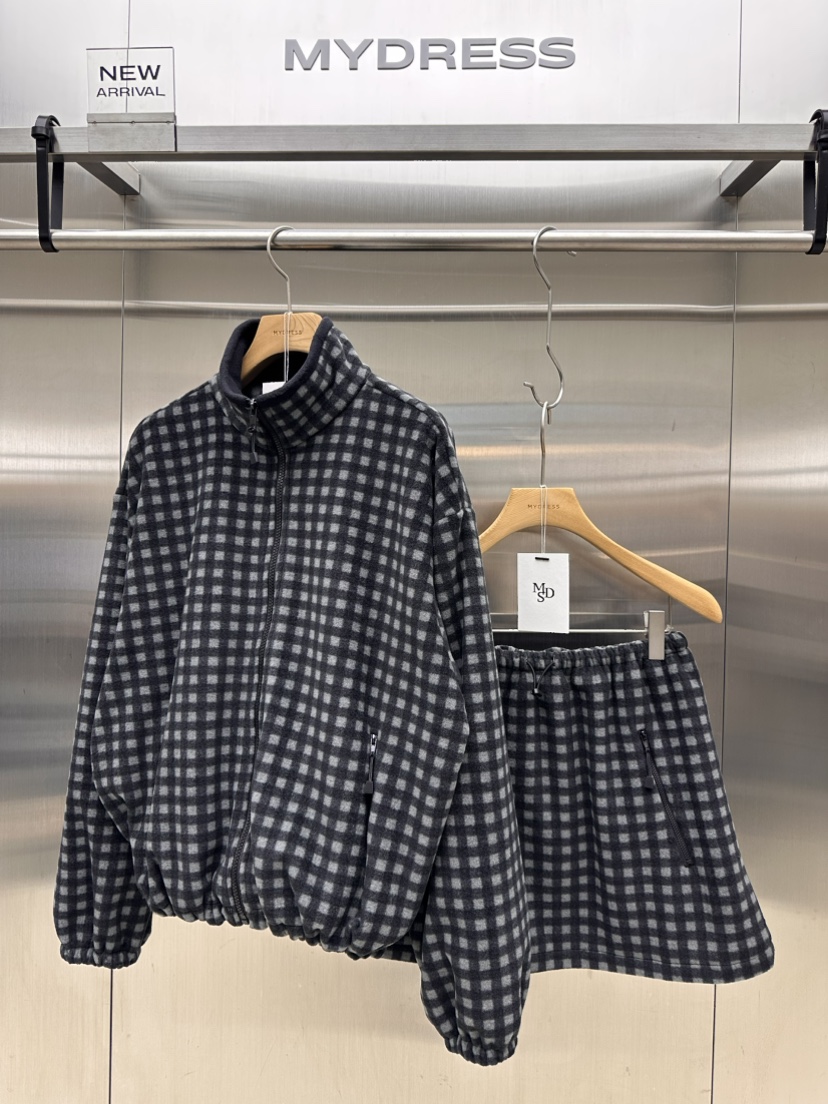 MYDRESS東大門實拍女士新款時尚熱賣推薦真品人氣休閑套裝MYDRESS套裝圖色1