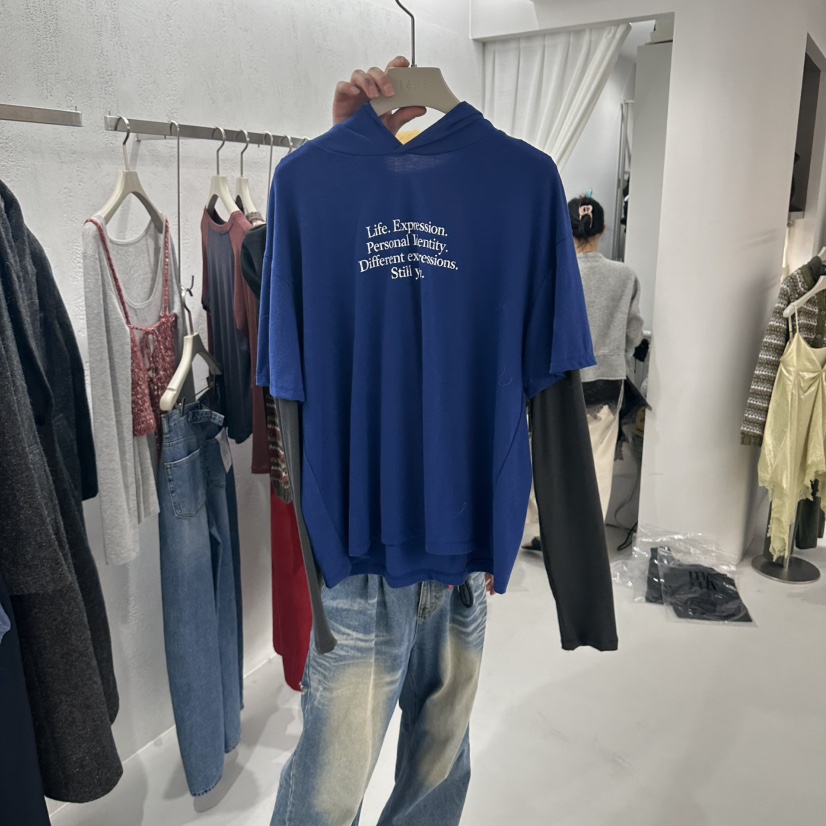 LEPI東大門直郵女裝新品真品熱賣推薦長袖T恤連帽衫字母撞色LEPI長袖T恤圖色1