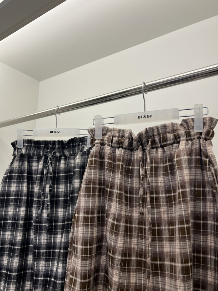 BE&amp;BE韓國代購女裝新品真品推薦熱賣半身裙中短裙格子BE&be半身裙/中短裙