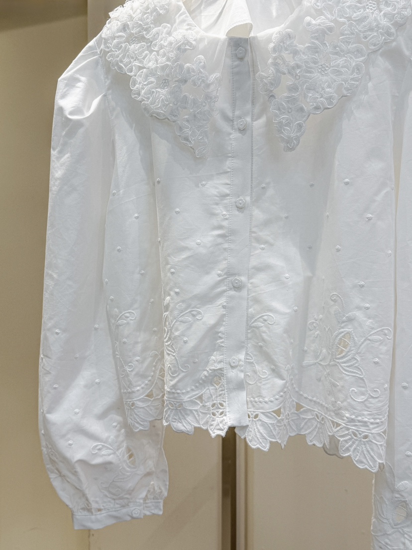 81 MARKET-L東大門直郵女士新品休閑熱賣時尚襯衫蕾絲衫81 MARKET-L襯衫/蕾絲衫