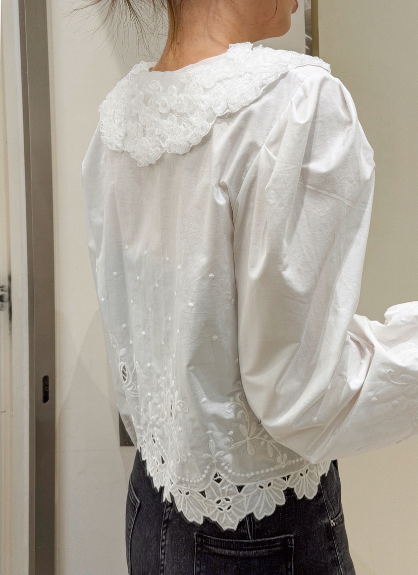 81 MARKET-L東大門直郵女士新品休閑熱賣時尚襯衫蕾絲衫81 MARKET-L襯衫/蕾絲衫