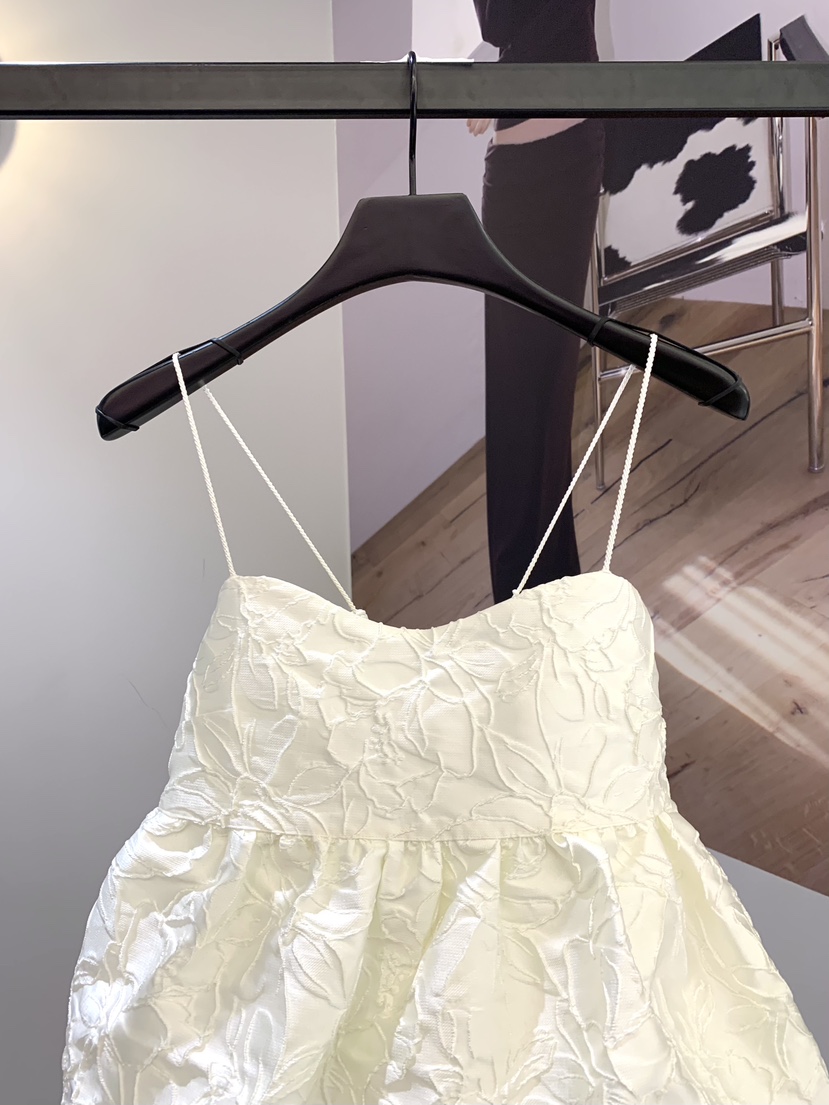 SOFTNESS韓國直郵女裝新款時尚休閑熱賣真品吊帶背心提花Softness/Cosmic吊帶/背心