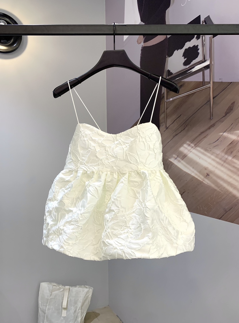 SOFTNESS韓國直郵女裝新款時尚休閑熱賣真品吊帶背心提花Softness/Cosmic吊帶/背心圖色1