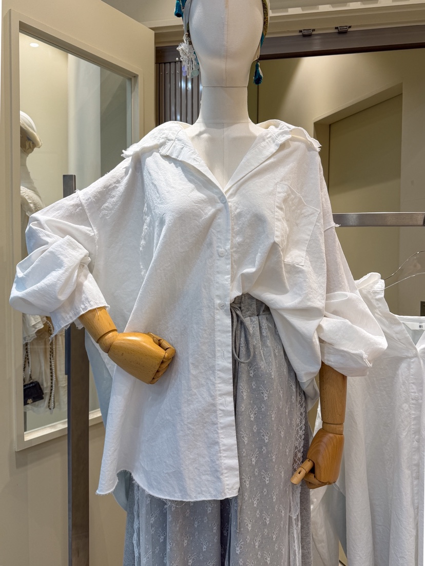 81 MARKET-L韓國直郵女裝新品休閑真品人氣熱賣襯衫蕾絲衫81 MARKET-L襯衫/蕾絲衫