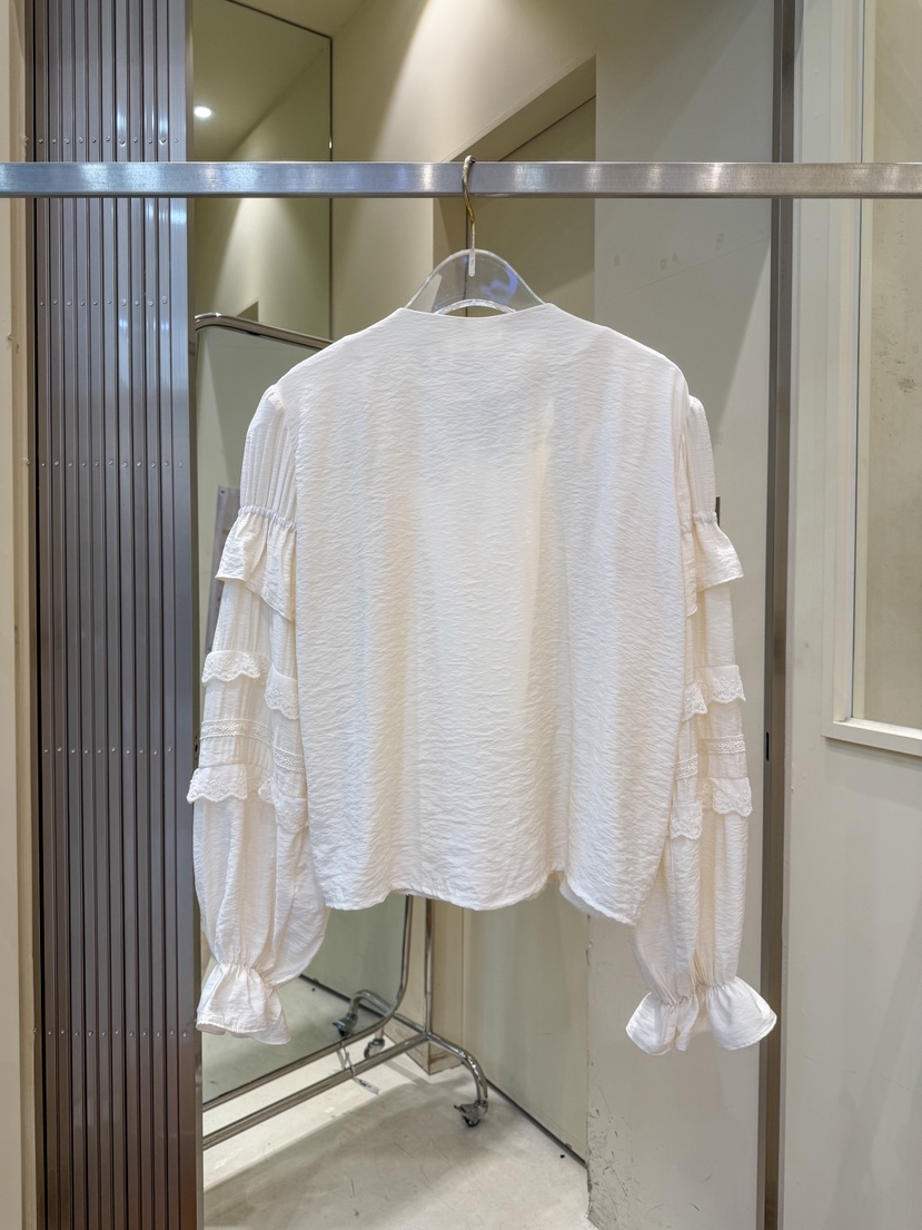 81 MARKET-L韓國直郵女士新品熱賣時尚人氣推薦襯衫蕾絲衫81 MARKET-L襯衫/蕾絲衫