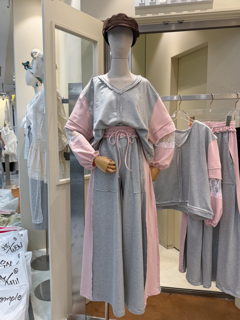 81 MARKET-L韓國直郵女裝新品推薦人氣熱賣休閑時尚衛衣81 MARKET-L衛衣