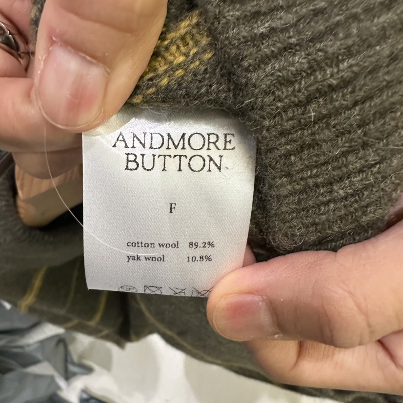 ANDMORE BUTTON東大門直郵女裝新品人氣時尚針織衫翻領紐扣ANDMORE BUTTON針織衫