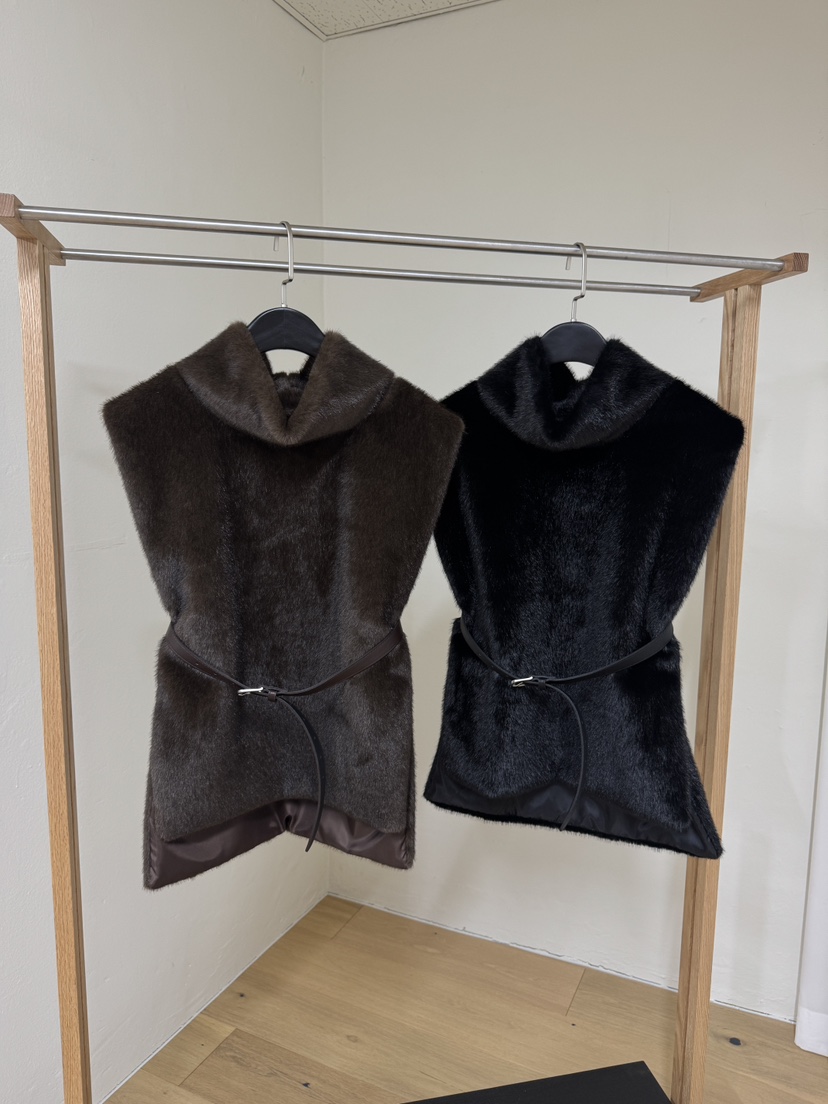 BLACK PIG/BERTO韓國代購女裝新款休閑吊帶背心不含腰帶BLACK PIG/BERTO吊帶/背心