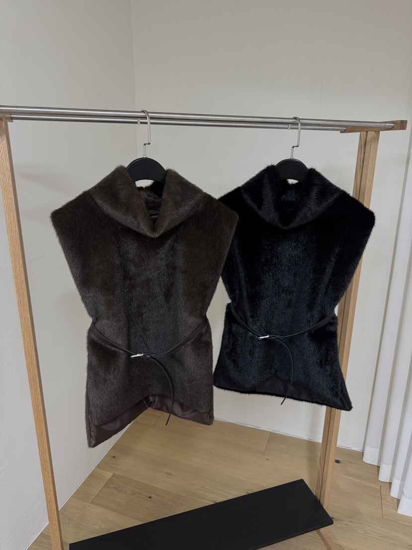 BLACK PIG/BERTO韓國代購女裝新款休閑吊帶背心不含腰帶BLACK PIG/BERTO吊帶/背心