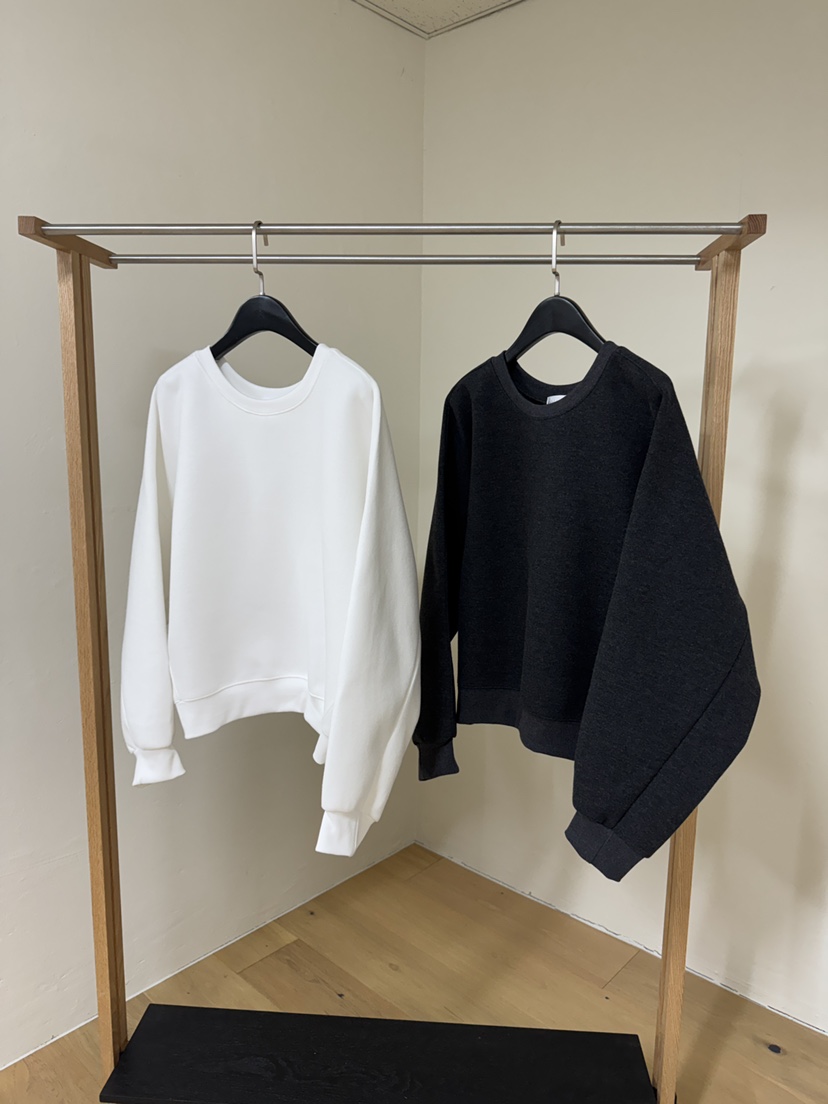 BLACK PIG/BERTO韓國直郵女士新品熱賣時尚人氣真品衛衣絨BLACK PIG/BERTO衛衣圖色2左二色