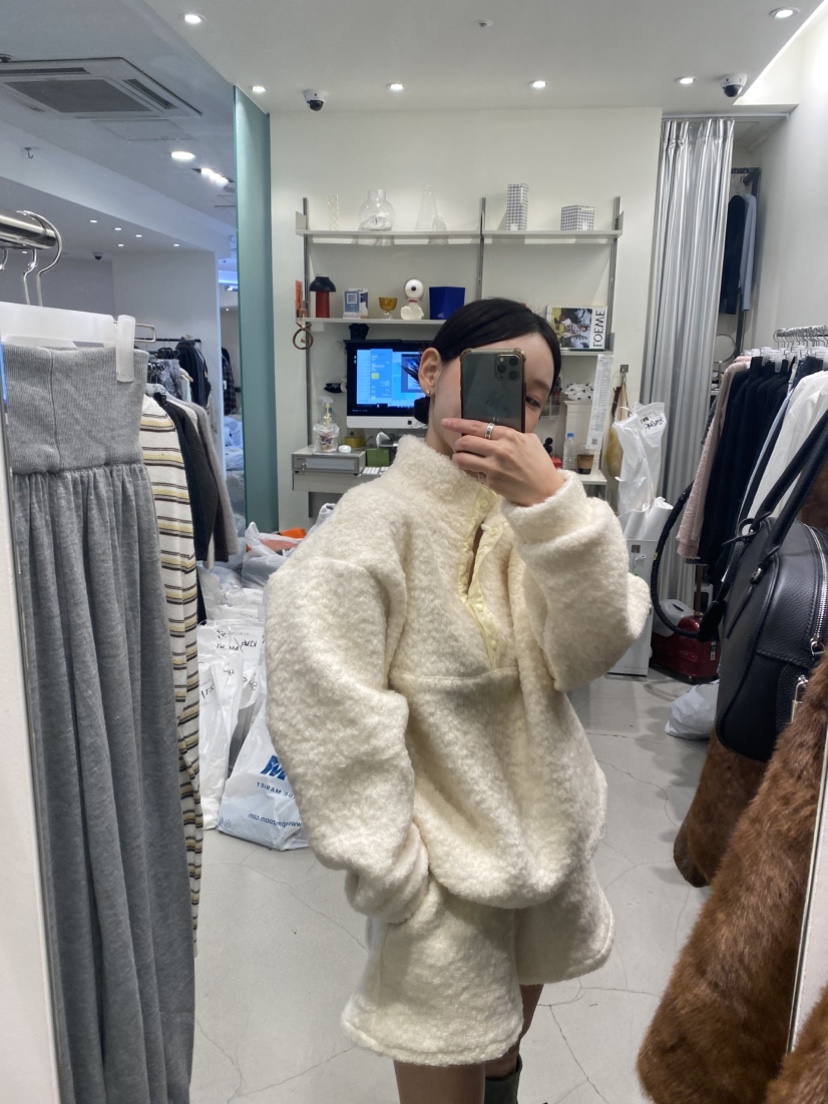 ALMOND韓國代購女裝新品真品熱賣休閑時尚人氣推薦衛衣ALMOND衛衣