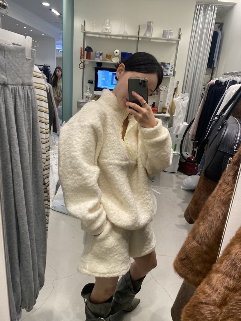 ALMOND韓國代購女裝新品真品熱賣休閑時尚人氣推薦衛衣ALMOND衛衣