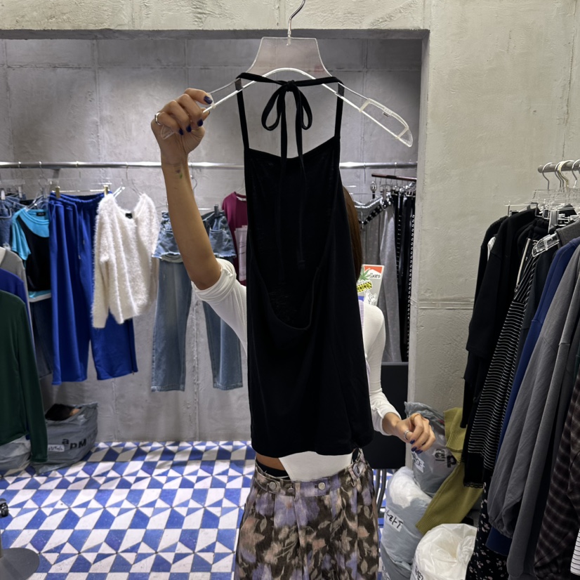 AMOUR韓國直郵女裝新款時尚推薦休閑熱賣真品人氣吊帶背心AMOUR吊帶/背心