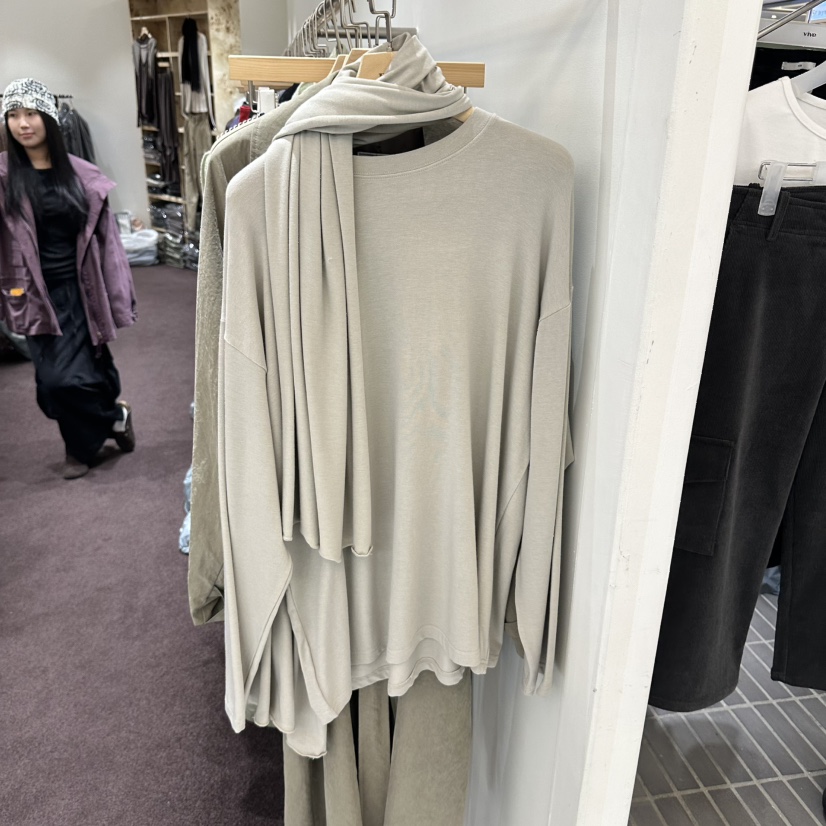 PITA/THEVERLIN韓國直郵女裝新款熱賣休閑長袖T恤含圍巾PITA/THEVERLIN長袖T恤圖色1