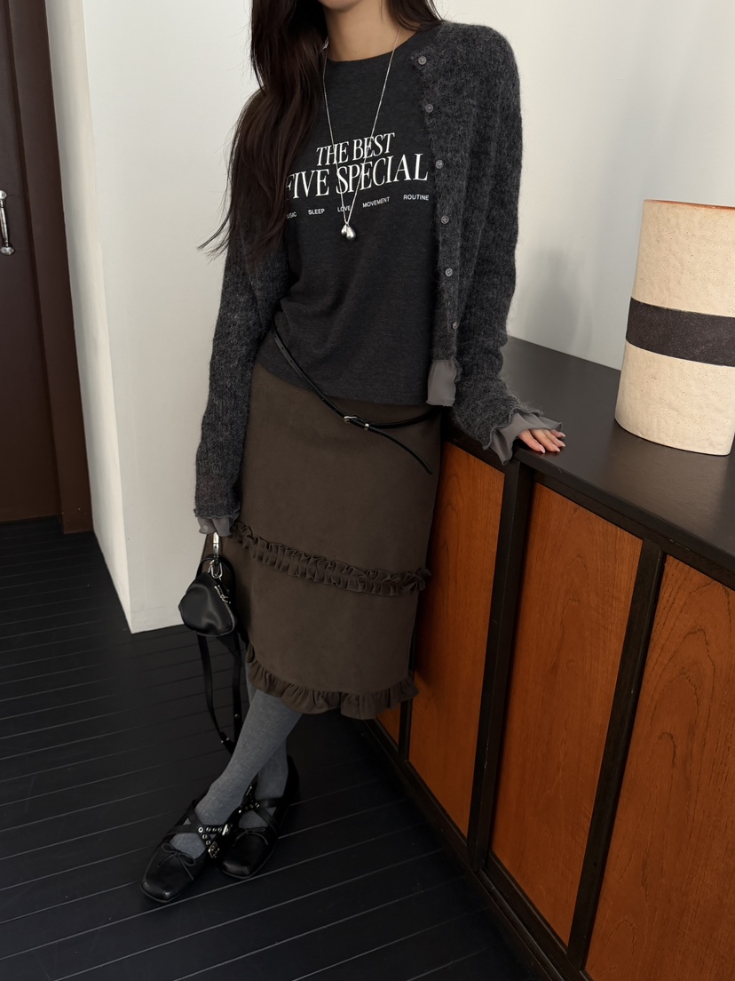 SPECIAL韓國代購女裝新款時尚真品人氣熱賣半身裙中短裙褶邊SPECIAL半身裙/中短裙