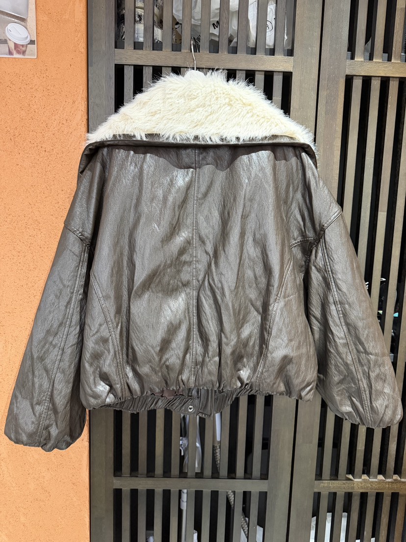 SOPHISTICATE東大門代購女士新品熱賣真品人氣時尚推薦夾克SOPHISTICATE夾克