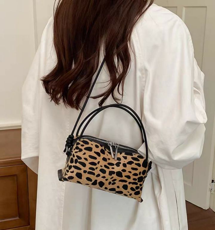 TROUVAILLE東大門代購女士新款推薦真品人氣熱賣單肩斜跨包TROUVAILLE單肩/斜跨包圖色3