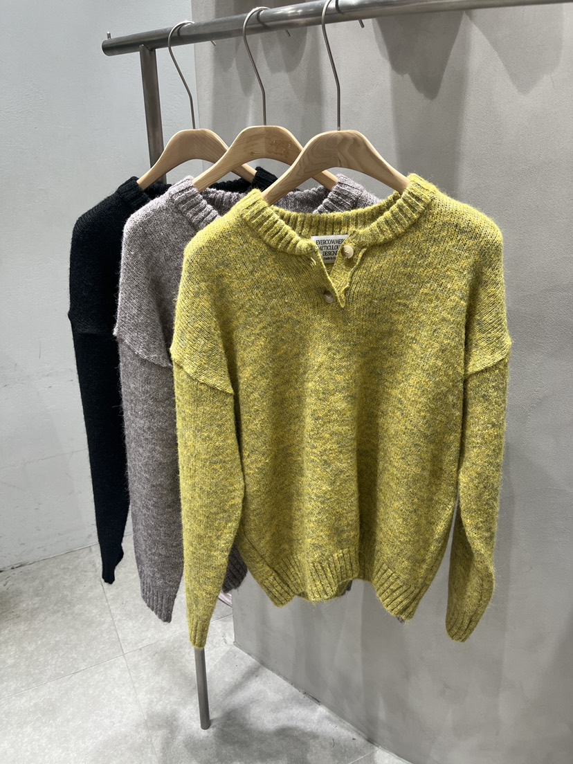 EVERCOMMERCE METICULOUSLY DESIGNED韓國代購女士新品人氣針織衫EVERCOMMERCE METICULOUSLY DESIGNED針織衫
