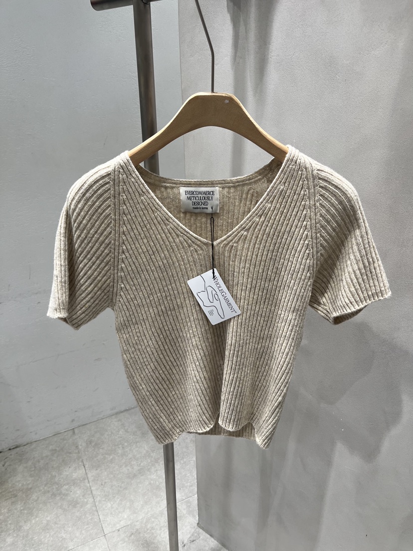 EVERCOMMERCE METICULOUSLY DESIGNED東大門實拍女裝新款時尚針織衫EVERCOMMERCE METICULOUSLY DESIGNED針織衫圖色2