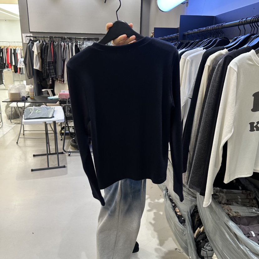 CREDITO東大門代購女裝新品真品休閑時尚熱賣推薦長袖T恤CREDITO長袖T恤